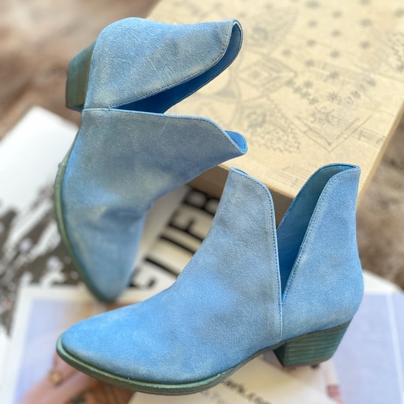 Free People Shoes - Free People Charm Double V Ankle Boot